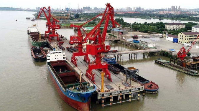 临沂概述露天料场港口封闭问题的实行方法